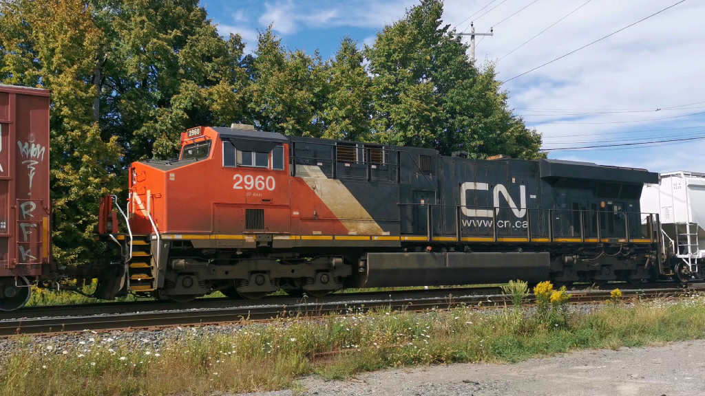 CN 2960